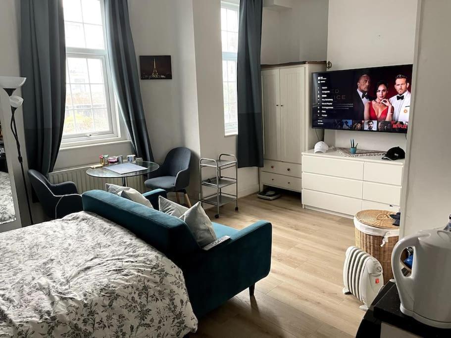 Studio Flat London Finchley Rd Nw11 Экстерьер фото