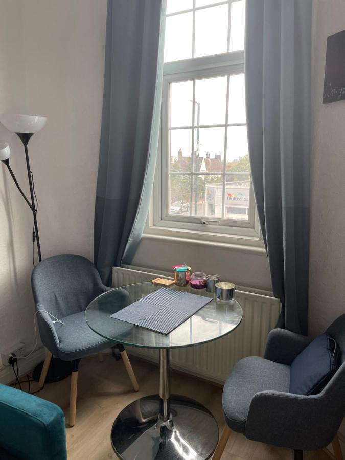 Studio Flat London Finchley Rd Nw11 Экстерьер фото