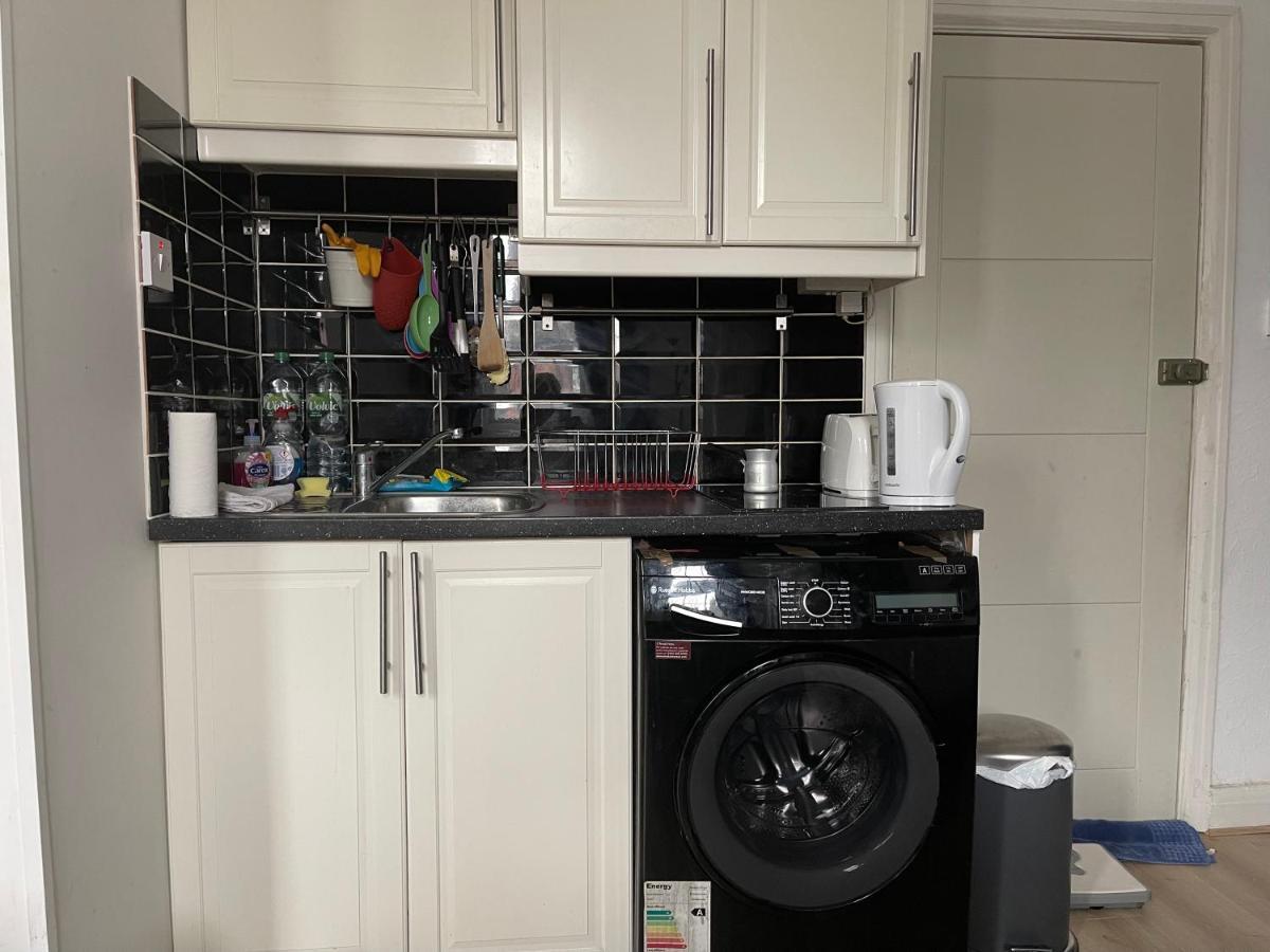 Studio Flat London Finchley Rd Nw11 Экстерьер фото